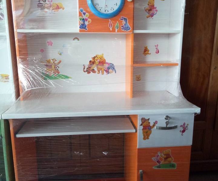 Chọn bàn học theo đúng độ tuổi của bé Chọn bàn học theo đúng độ tuổi của bé