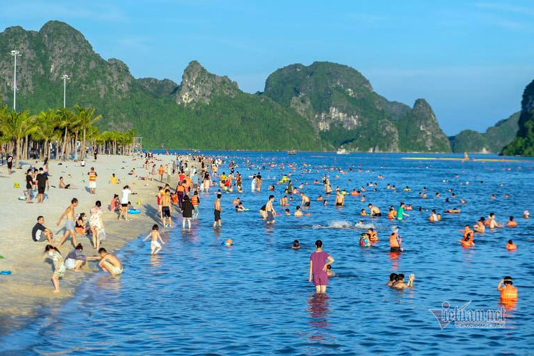 Tam Bien Don Khach Du Lich Loat Tinh Thanh Mo Cua Phat Trien Hau Covid 19 1